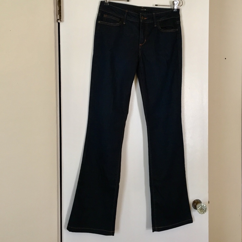 Joe’s Jeans Curvy Bootcut Jeans in Lainey Wash